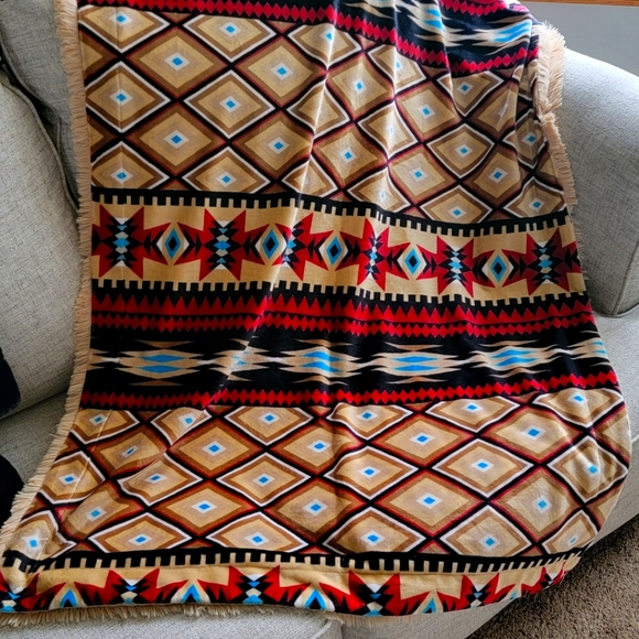 Aztec/Shag Minky Blanket - Picture 1 of 9